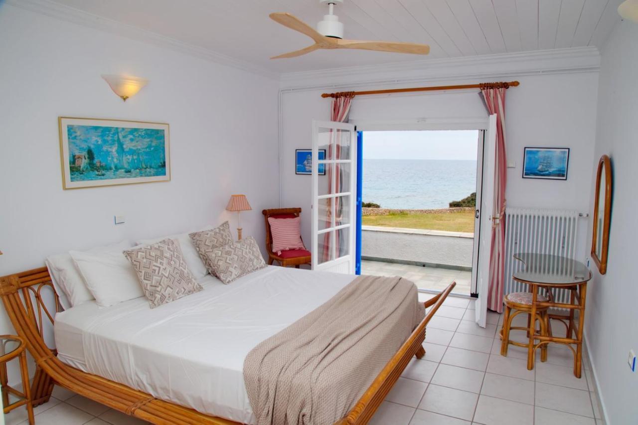 Aroura Homes 4Br Beachfront Villa Spétses Exterior foto