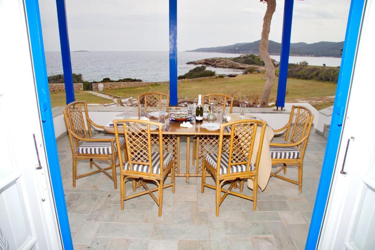 Aroura Homes 4Br Beachfront Villa Spétses Exterior foto