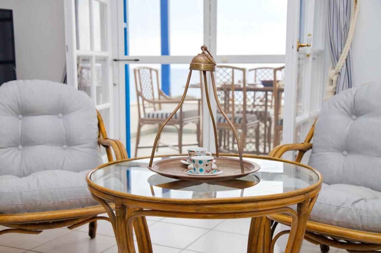 Aroura Homes 4Br Beachfront Villa Spétses Exterior foto