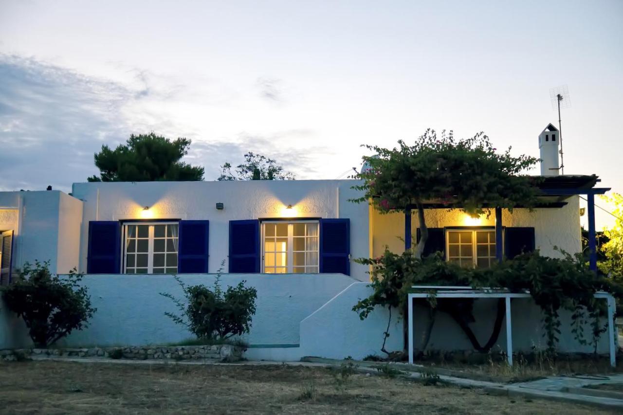 Aroura Homes 4Br Beachfront Villa Spétses Exterior foto